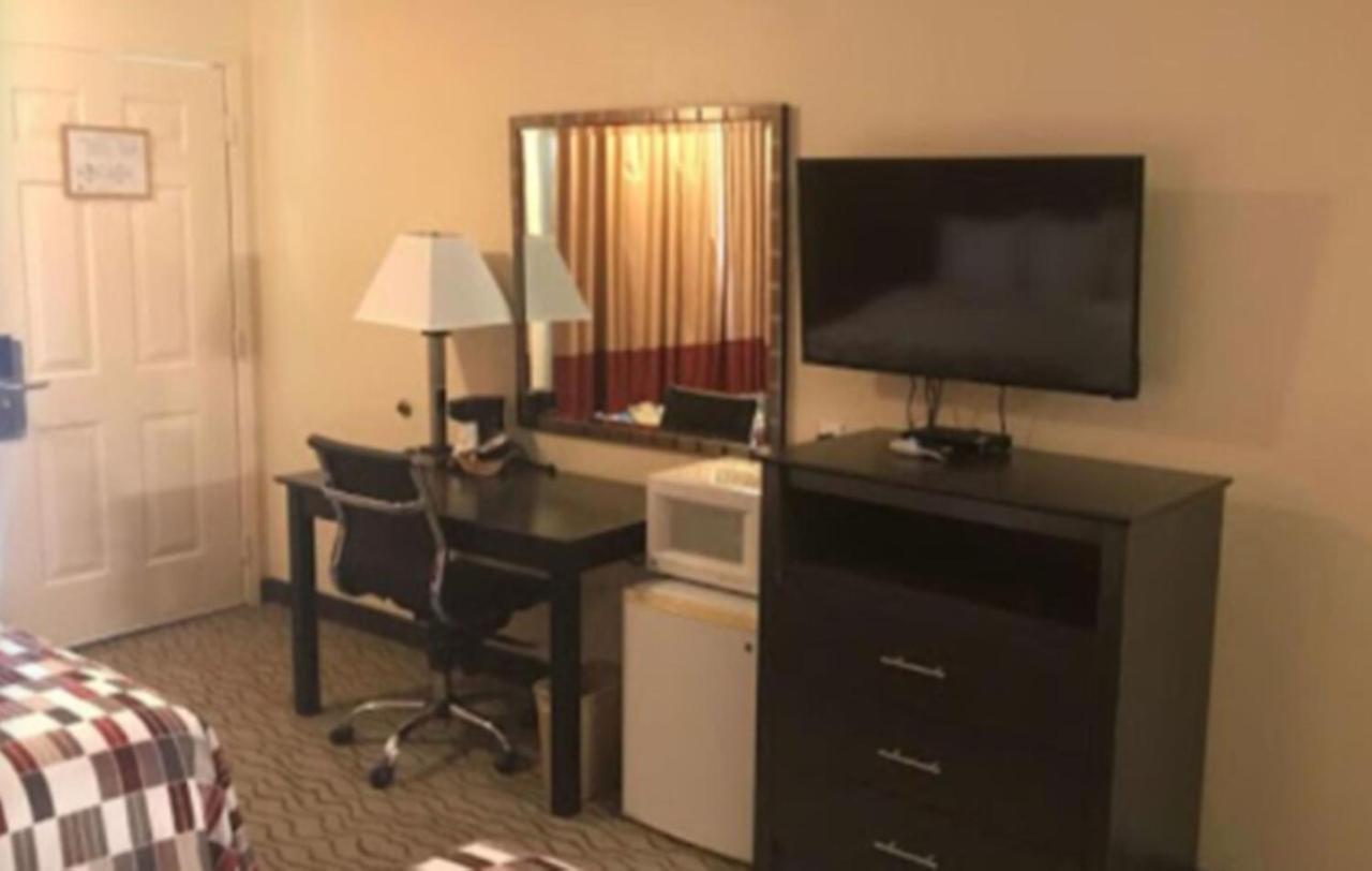 American Inn Корсикана Экстерьер фото