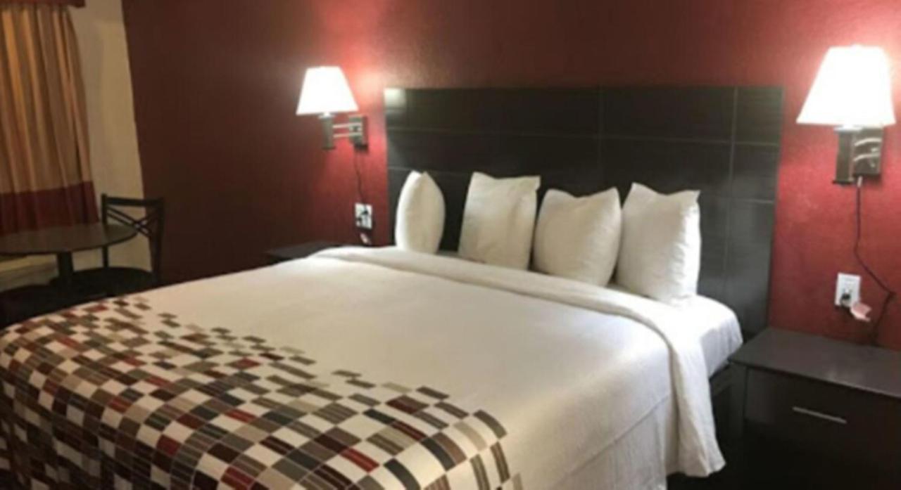 American Inn Корсикана Экстерьер фото